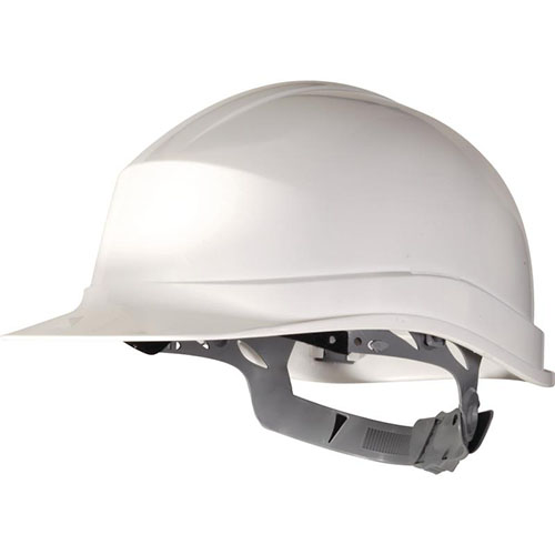 Casc d’obra de polipropilè (PP) o de polietilè d’alta densitat (HDPE), amb tractament ultraviolada. Arnés interior polietilè (LDPE) amb 8 punts de fixació. Dessuadora esponja. Ajust guia corredora: des de els 53 als 63 cm de circumferència del cap. Resistència elèctrica fins 1000 VAC o 1500 VCC. Adaptador universal per accessoris. Fixació per barballera 2 o 4 punts.